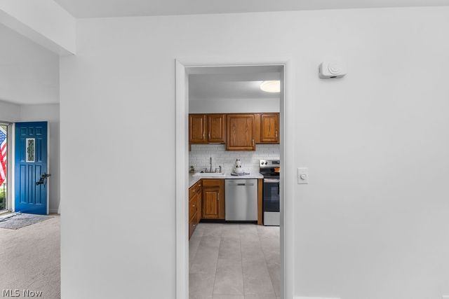 1107 Silver Lake Avenue, Cuyahoga Falls, OH 44223