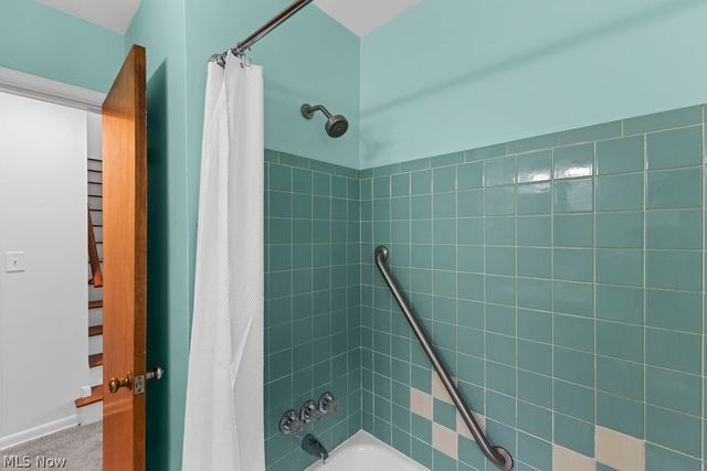 1107 Silver Lake Avenue, Cuyahoga Falls, OH 44223