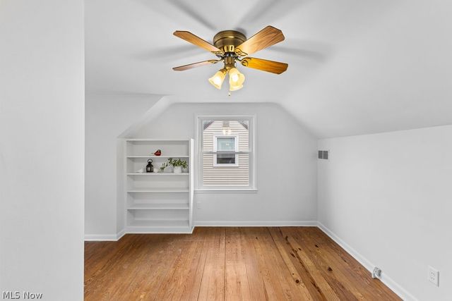 1107 Silver Lake Avenue, Cuyahoga Falls, OH 44223