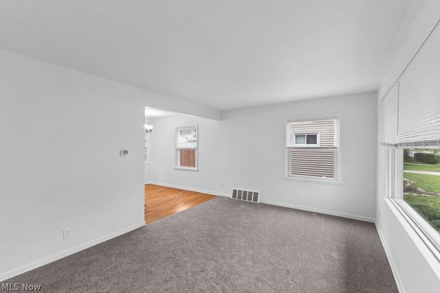 1107 Silver Lake Avenue, Cuyahoga Falls, OH 44223