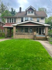 2634 Colchester Road 2, Cleveland Heights, OH 44106
