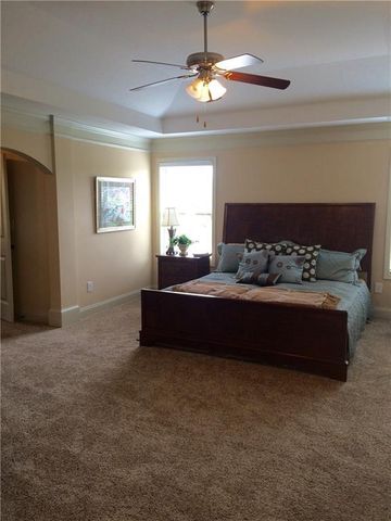 718 Channel Lane, Lawrenceville, GA 30046