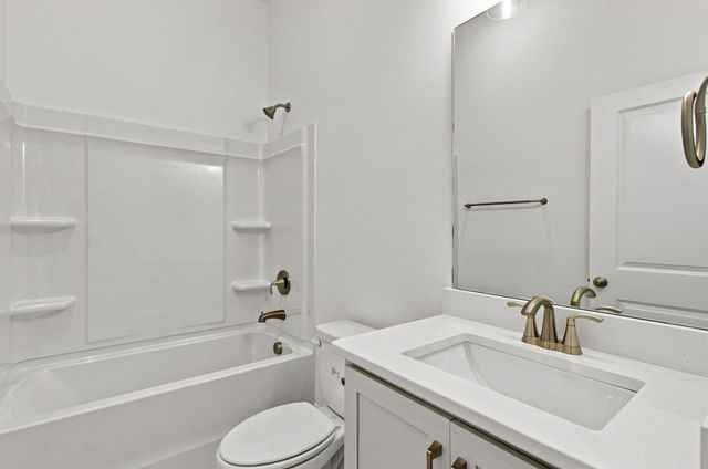 838 Drivers Cir, Columbia, TN 38401