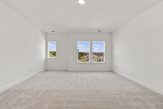 838 Drivers Cir, Columbia, TN 38401