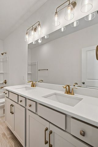 838 Drivers Cir, Columbia, TN 38401