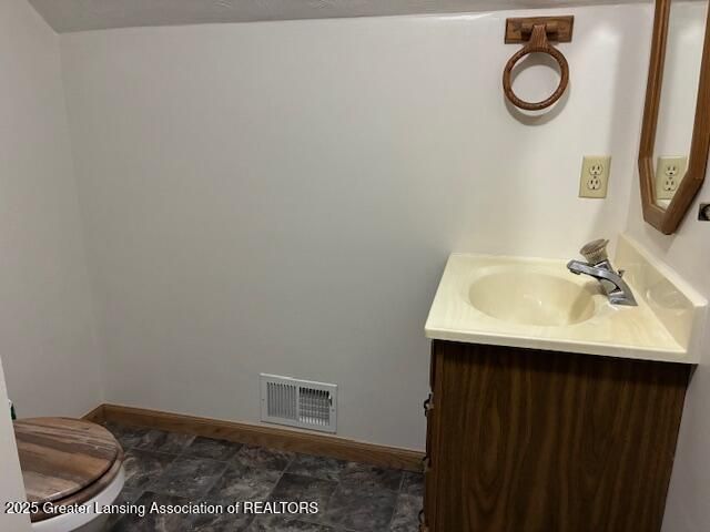 308 N Swegles Street, St. Johns, MI 48879