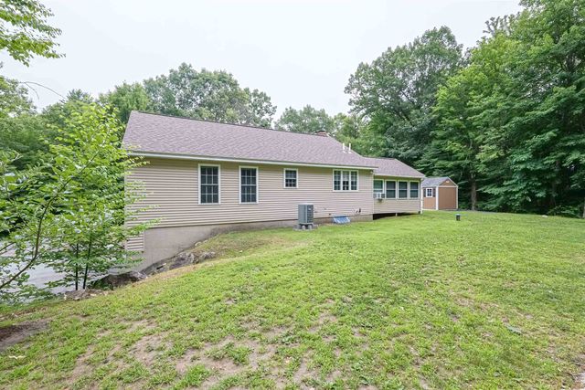 121 Twist Hill Road, Dunbarton, NH 03046