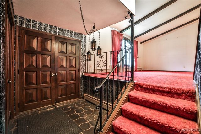 88 Marywood Drive, Cheektowaga, NY 14043