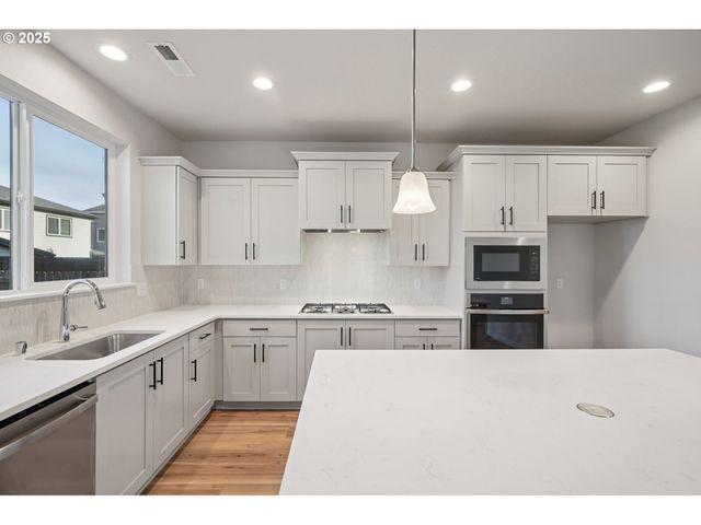 1393 N Kalani Loop Lot 56, Ridgefield, WA 98642