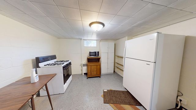 6832 Waveland Avenue, Hammond, IN 46323