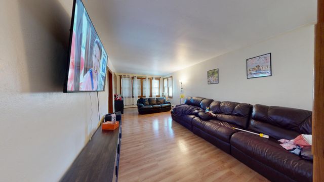 6832 Waveland Avenue, Hammond, IN 46323