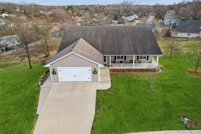 1511 W Franklin Avenue, Indianola, IA 50125