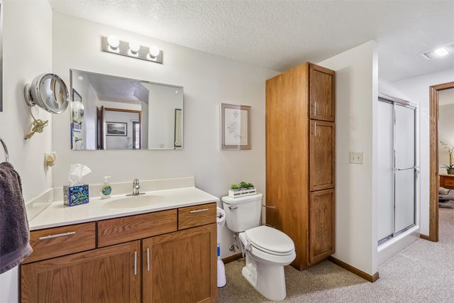 1511 W Franklin Avenue, Indianola, IA 50125