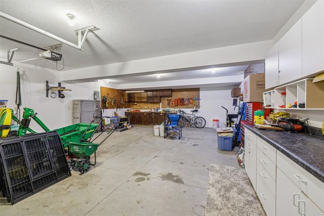 1511 W Franklin Avenue, Indianola, IA 50125