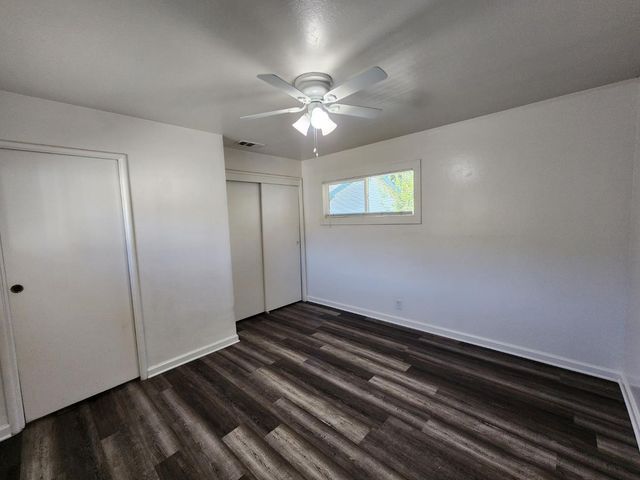 820 W Park St, Stockton, CA 95203