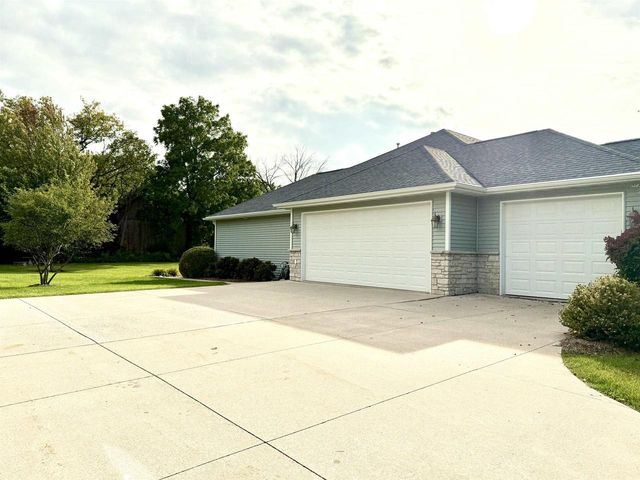 1604 BELLEVUE BOULEVARD, Fond Du Lac, WI 54937