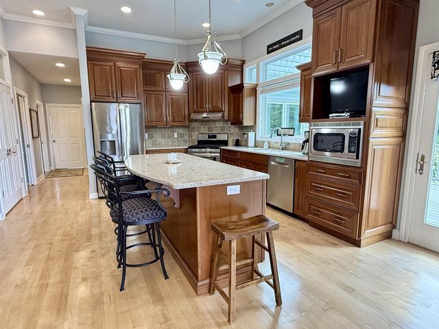 1604 BELLEVUE BOULEVARD, Fond Du Lac, WI 54937