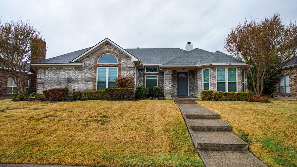2508 Hawk Drive, Mesquite, TX 75181