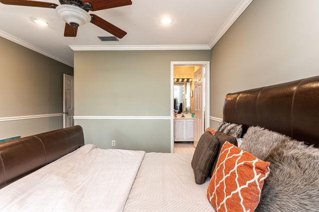 5877 Bartram Street, Boca Raton, FL 33433