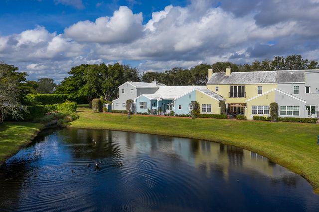 5877 Bartram Street, Boca Raton, FL 33433