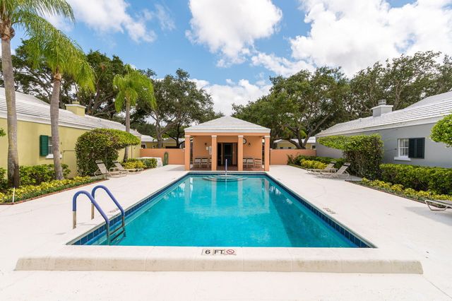 5877 Bartram Street, Boca Raton, FL 33433