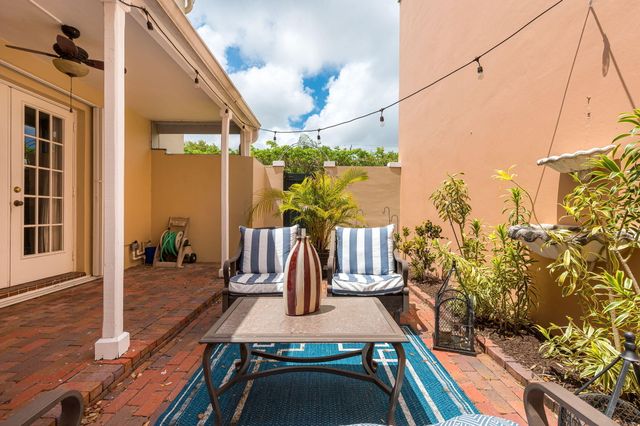 5877 Bartram Street, Boca Raton, FL 33433