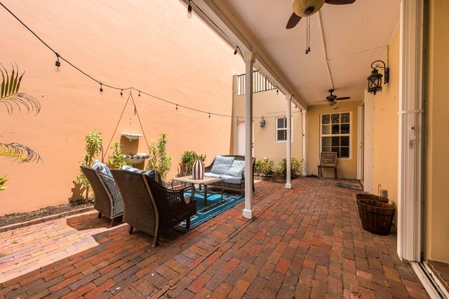 5877 Bartram Street, Boca Raton, FL 33433