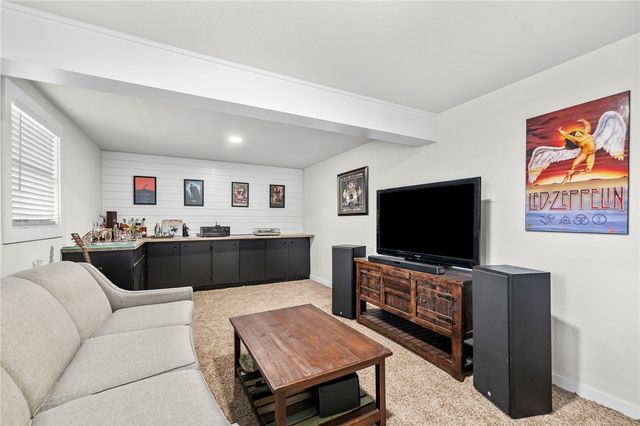 2 Purfleet Drive, Bella Vista, AR 72715