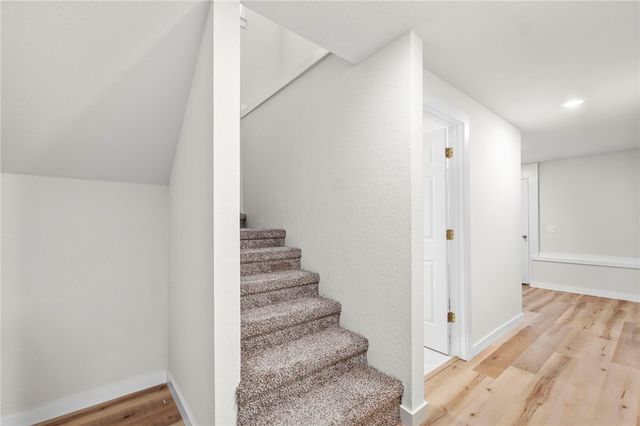 2 Purfleet Drive, Bella Vista, AR 72715