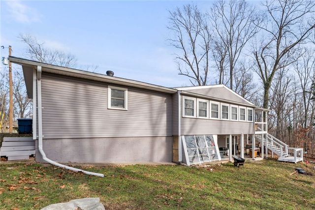 2 Purfleet Drive, Bella Vista, AR 72715