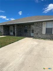 1713 Windward DR. Drive B, Killeen, TX 76543
