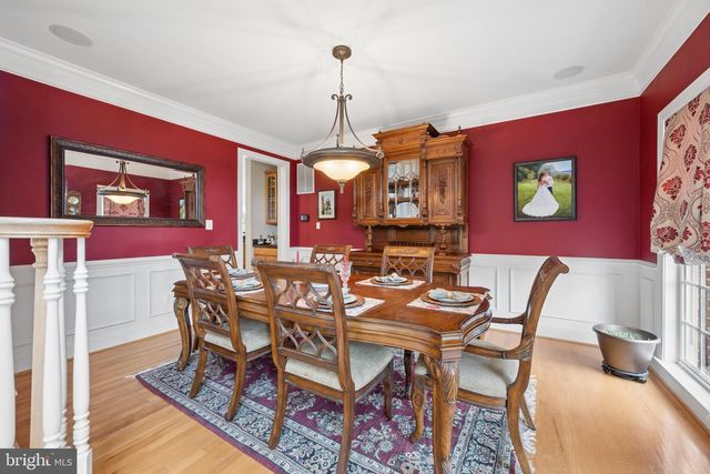 9808 PEMBROKE DR, Hagerstown, MD 21740