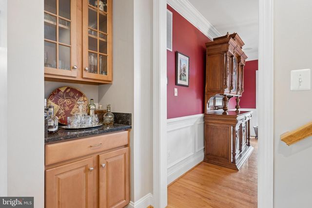 9808 PEMBROKE DR, Hagerstown, MD 21740