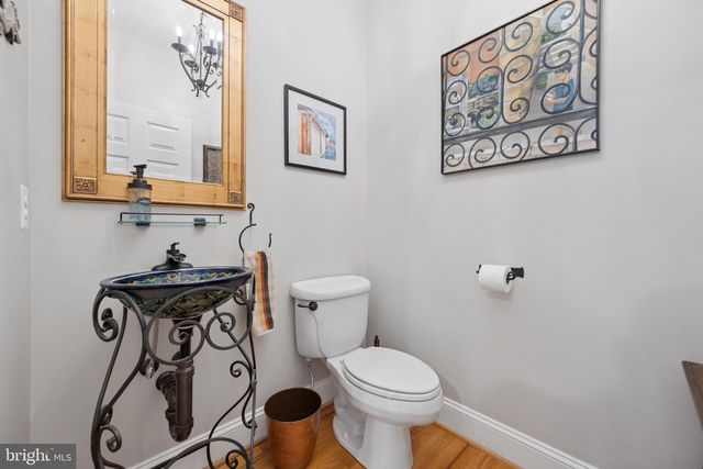9808 PEMBROKE DR, Hagerstown, MD 21740