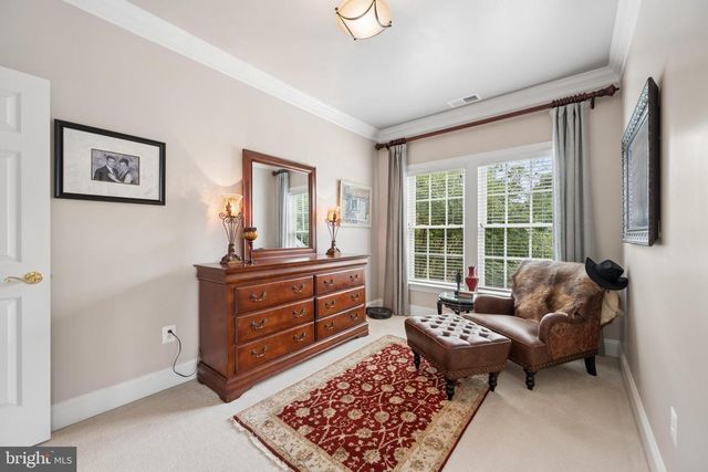 9808 PEMBROKE DR, Hagerstown, MD 21740
