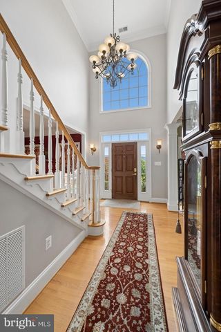 9808 PEMBROKE DR, Hagerstown, MD 21740