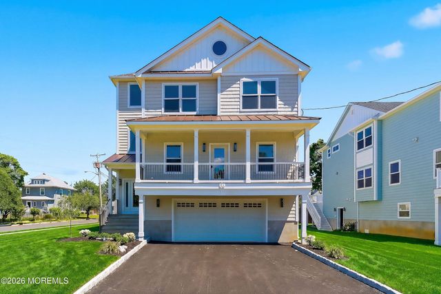 56 W Washington Avenue, Atlantic Highlands, NJ 07716