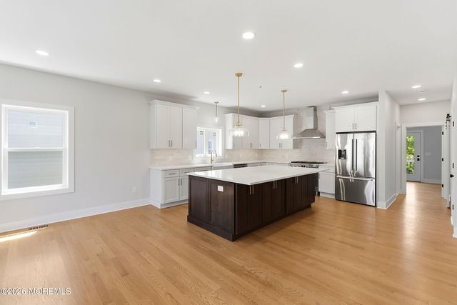 56 W Washington Avenue, Atlantic Highlands, NJ 07716