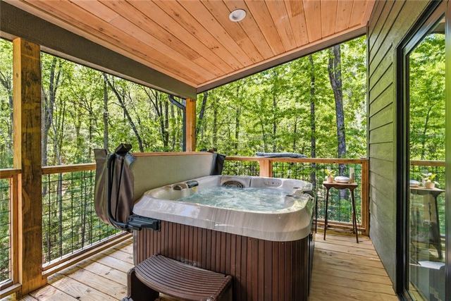 191 Oakwood Road, Blairsville, GA 30512