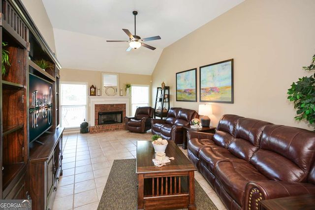 10 Arbor Hills S Road S, Talking Rock, GA 30175