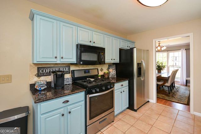 10 Arbor Hills S Road S, Talking Rock, GA 30175