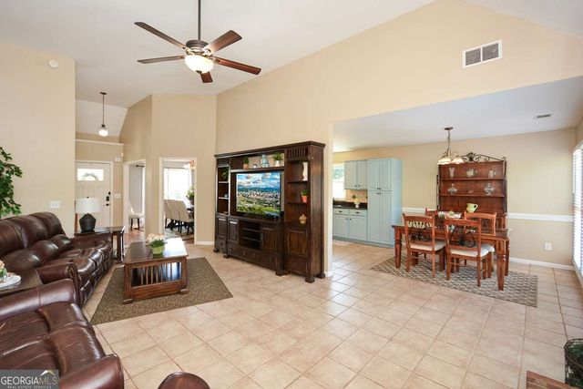 10 Arbor Hills S Road S, Talking Rock, GA 30175