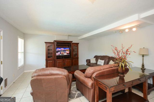 10 Arbor Hills S Road S, Talking Rock, GA 30175