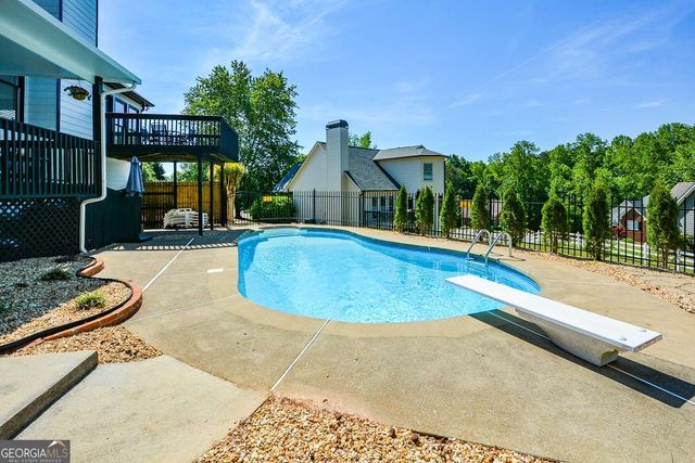 10 Arbor Hills S Road S, Talking Rock, GA 30175