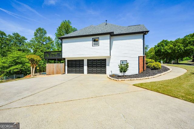 10 Arbor Hills S Road S, Talking Rock, GA 30175
