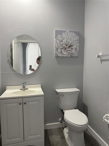 1271 NE 40th Rd 1271, Homestead, FL 33033