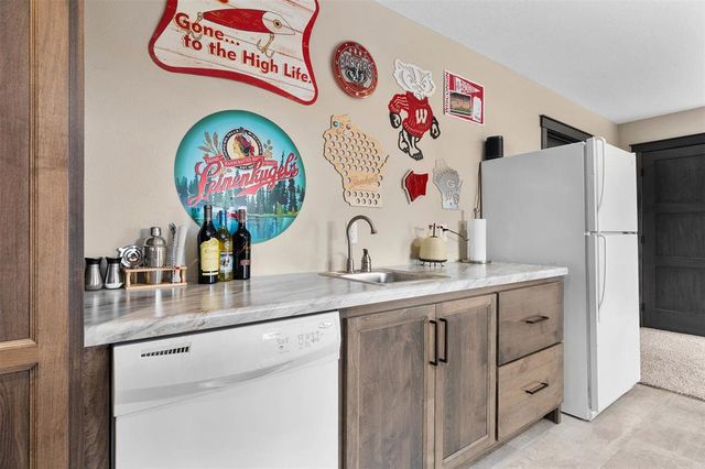 18087 22nd Avenue, Chippewa Falls, WI 54729