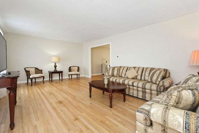 55 Kings Highway, North Haven, CT 06473