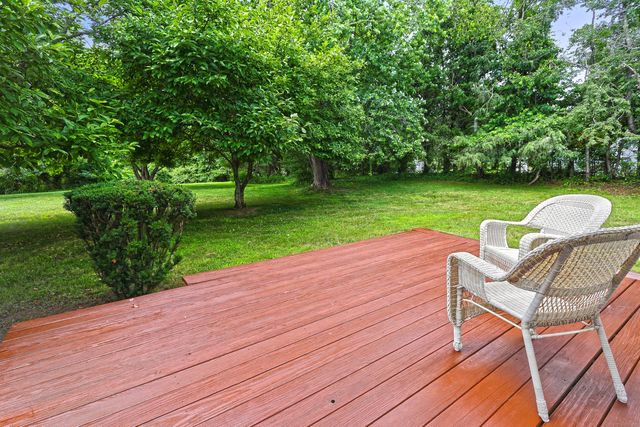 55 Kings Highway, North Haven, CT 06473