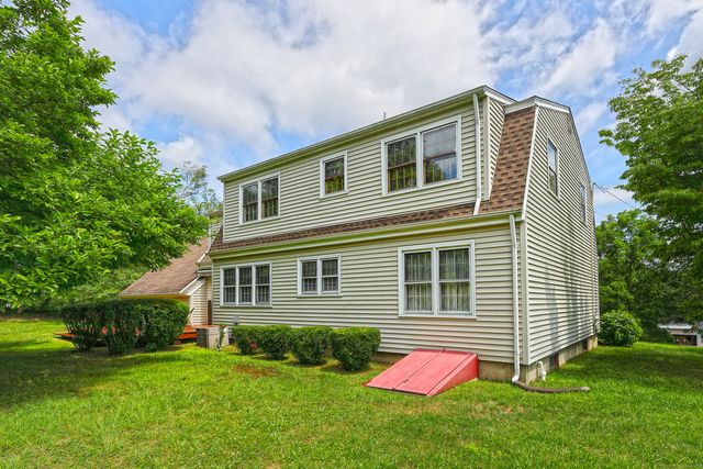 55 Kings Highway, North Haven, CT 06473